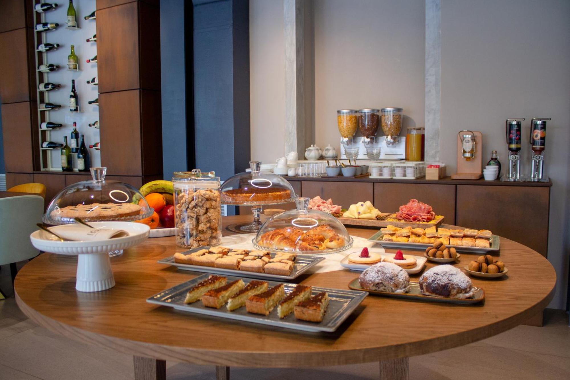 Doride Suites Boutique Hotel 마리나 디 카라라 외부 사진