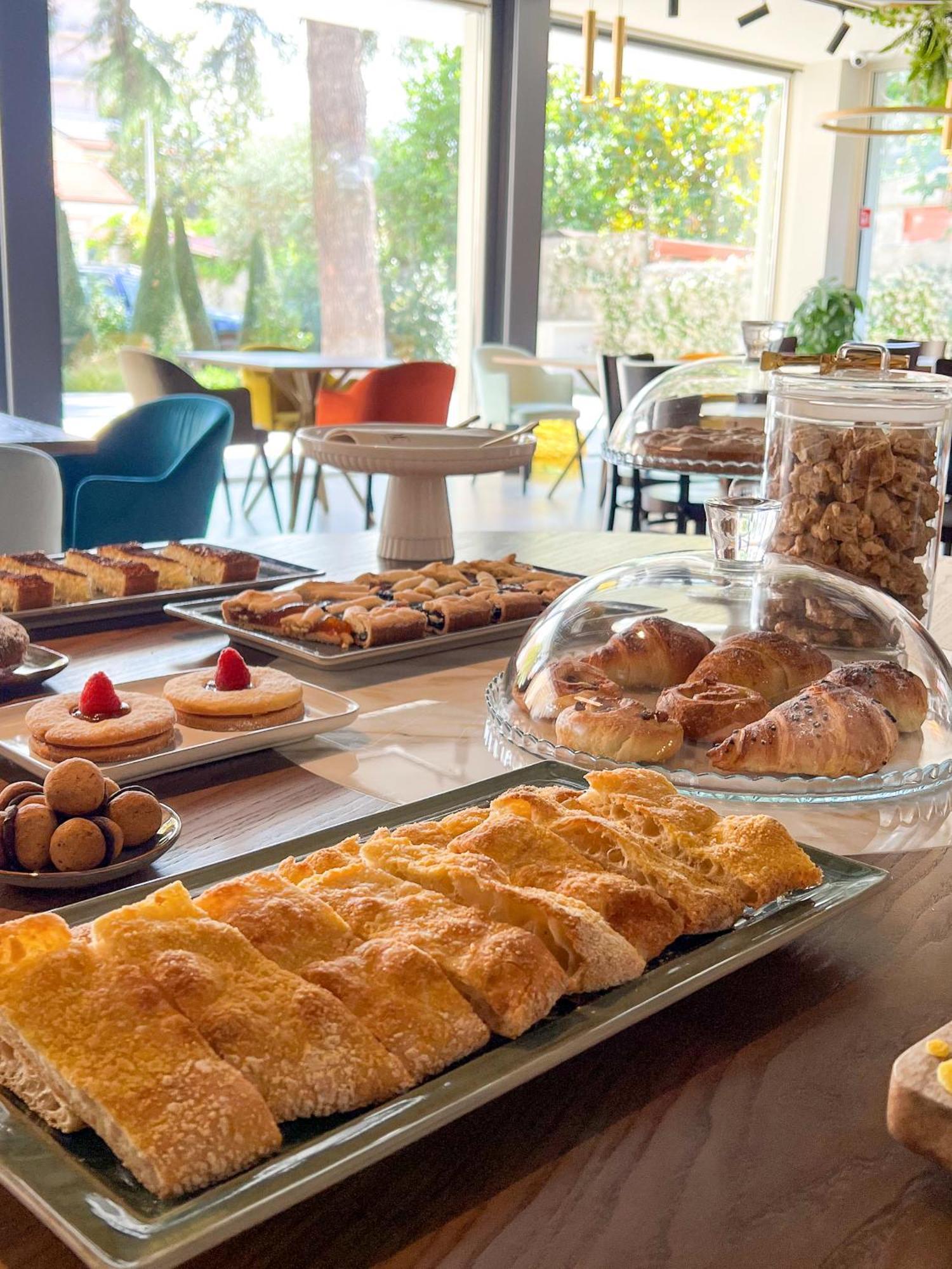 Doride Suites Boutique Hotel 마리나 디 카라라 외부 사진
